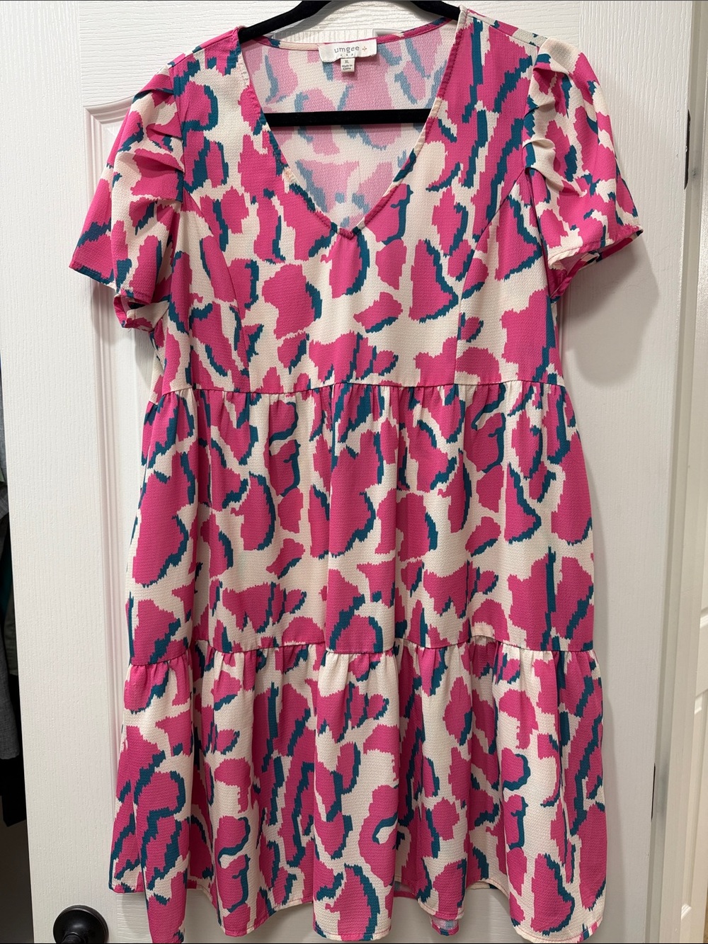 Umgee Pink Teal & Cream Tiered V-Neck Casual Dress